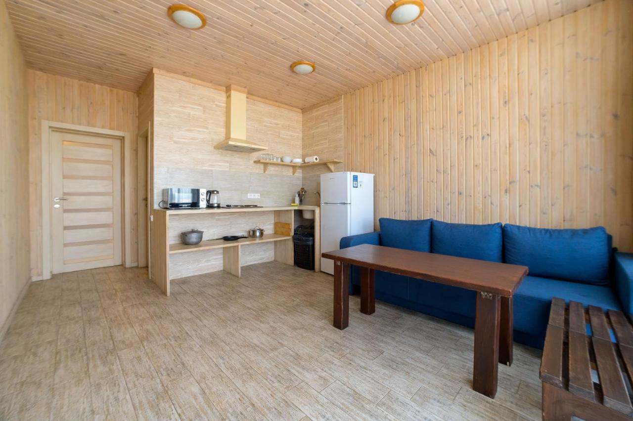 Prichal 80 Hotel Zatoka Esterno foto