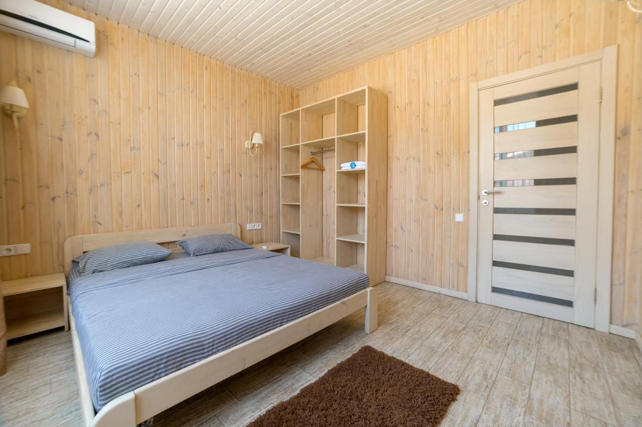 Prichal 80 Hotel Zatoka Esterno foto