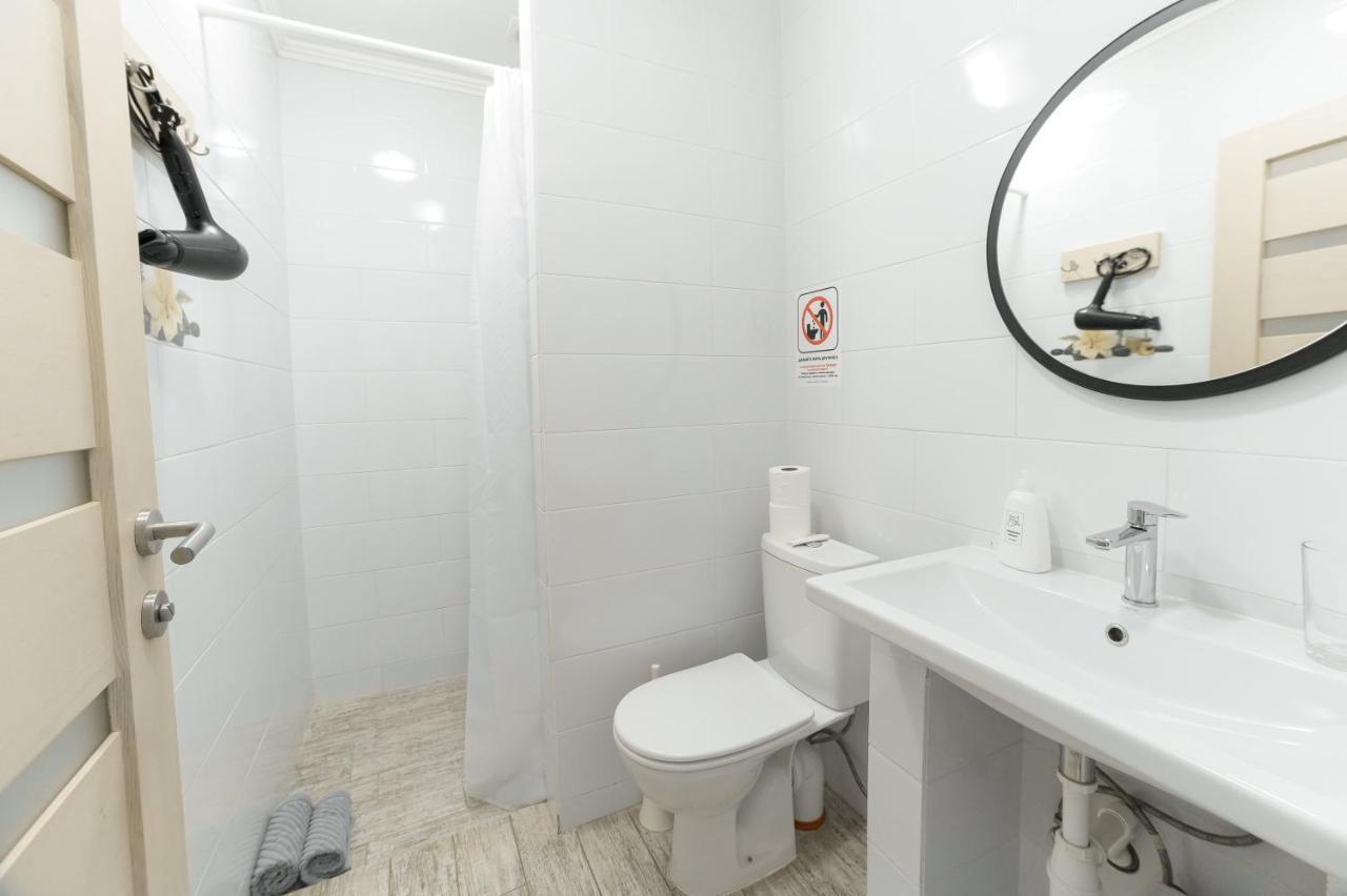 Prichal 80 Hotel Zatoka Esterno foto