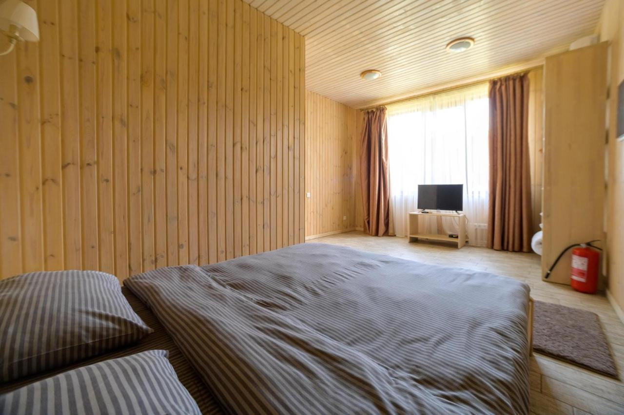 Prichal 80 Hotel Zatoka Esterno foto
