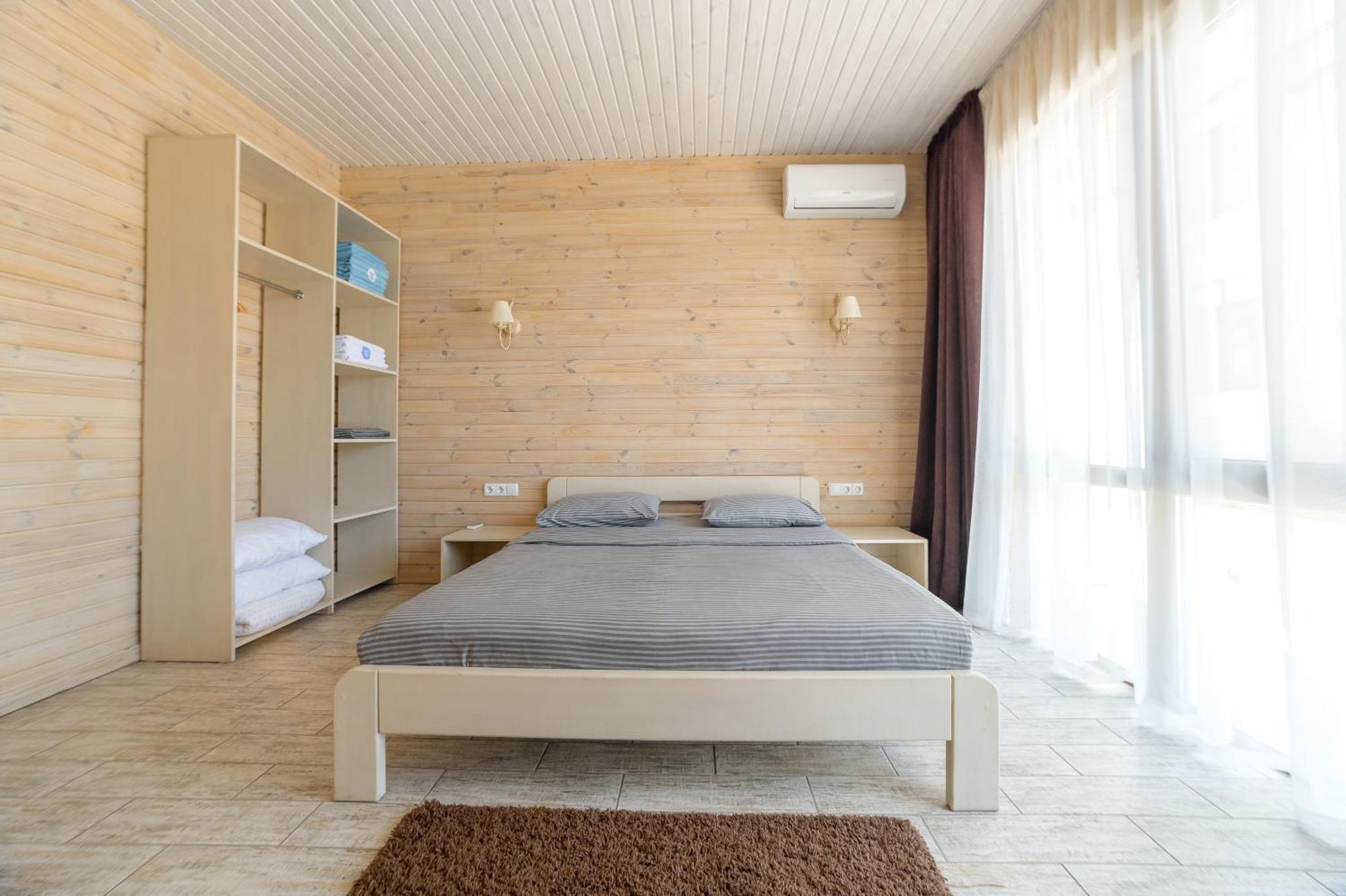 Prichal 80 Hotel Zatoka Esterno foto