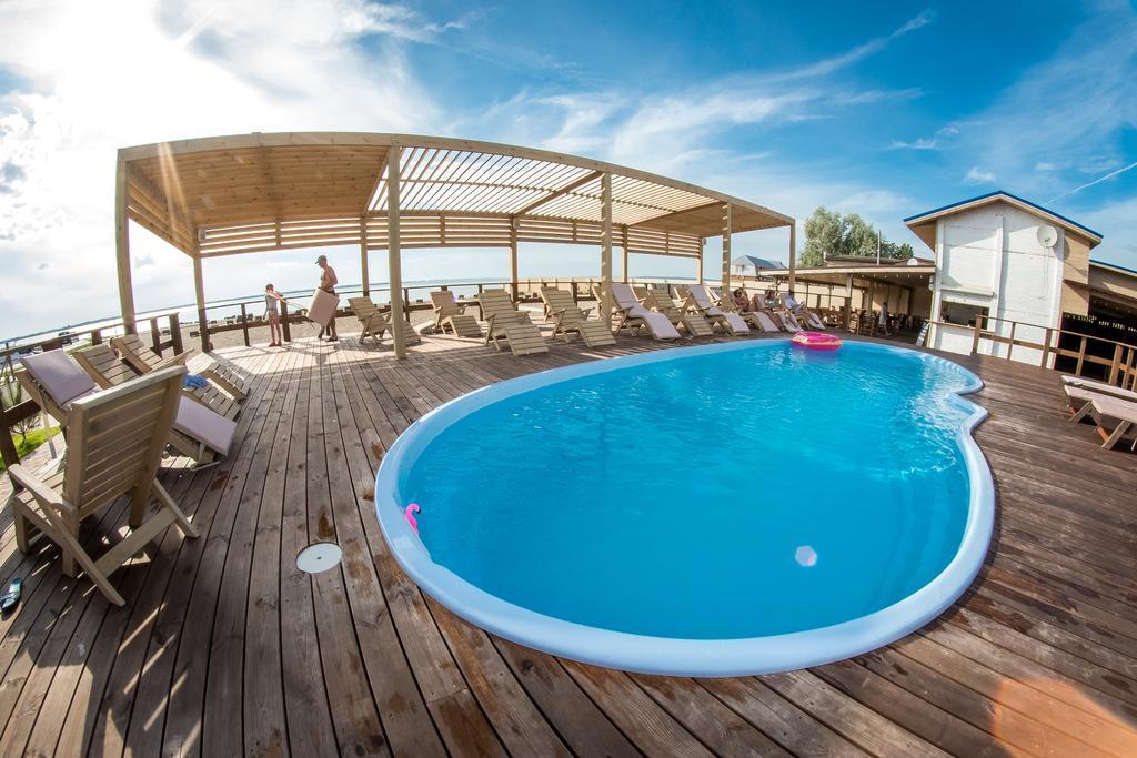 Prichal 80 Hotel Zatoka Esterno foto