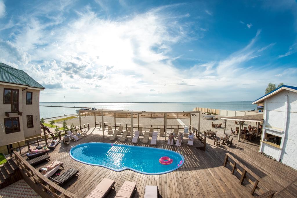 Prichal 80 Hotel Zatoka Esterno foto